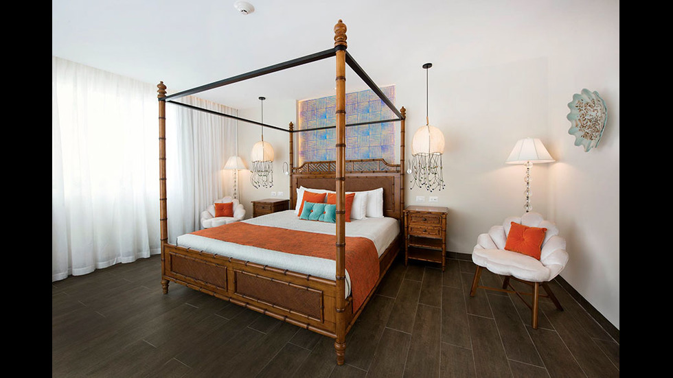 Първата вила ананас посреща посетители