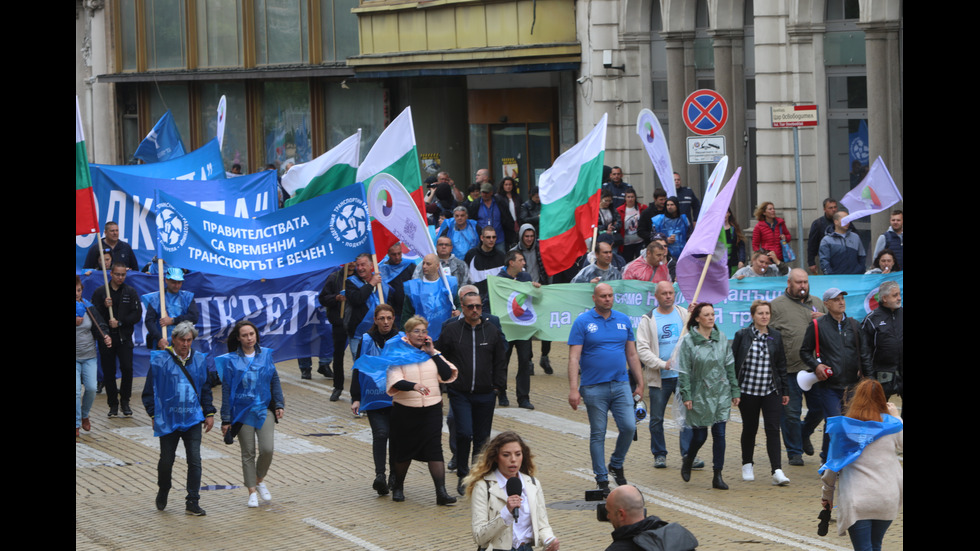 Протести и блокади парализираха София и други големи градове