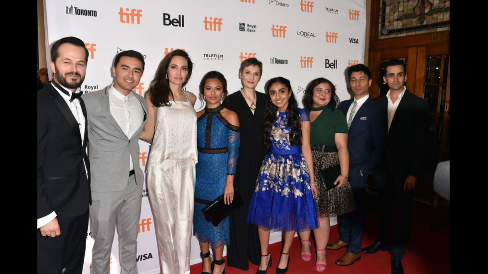 Анджелина Джоли и децата й на кинофестивал в Торонто