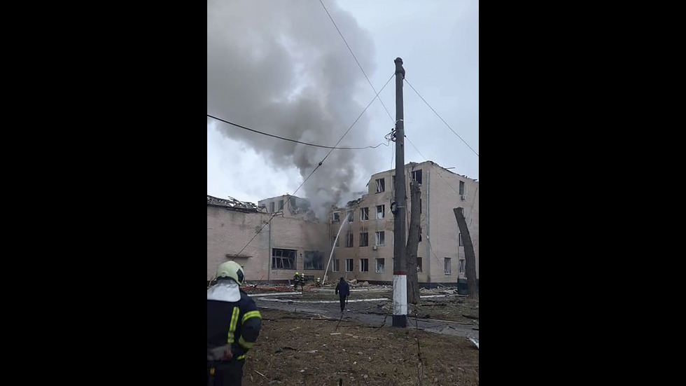 ОБНОВЯВА СЕ: Военната операция в Украйна В СНИМКИ