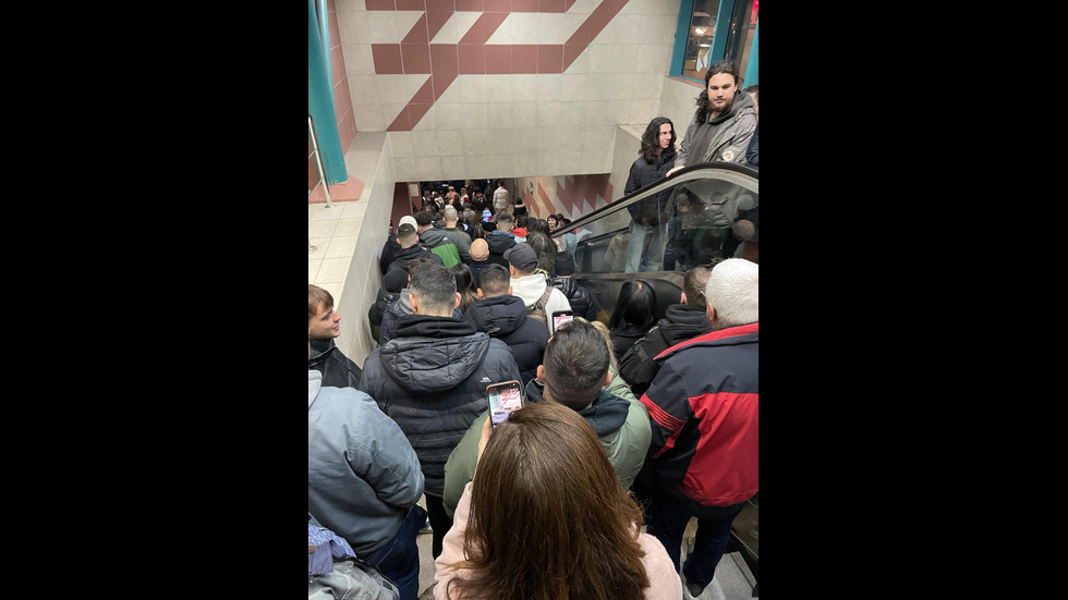 Многохилядни протести в София и големите градове на страната срещу бюджета и управлението