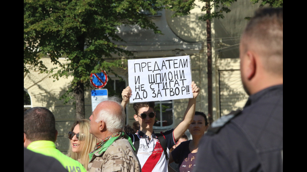 Антиправителствените протести минават в нова фаза