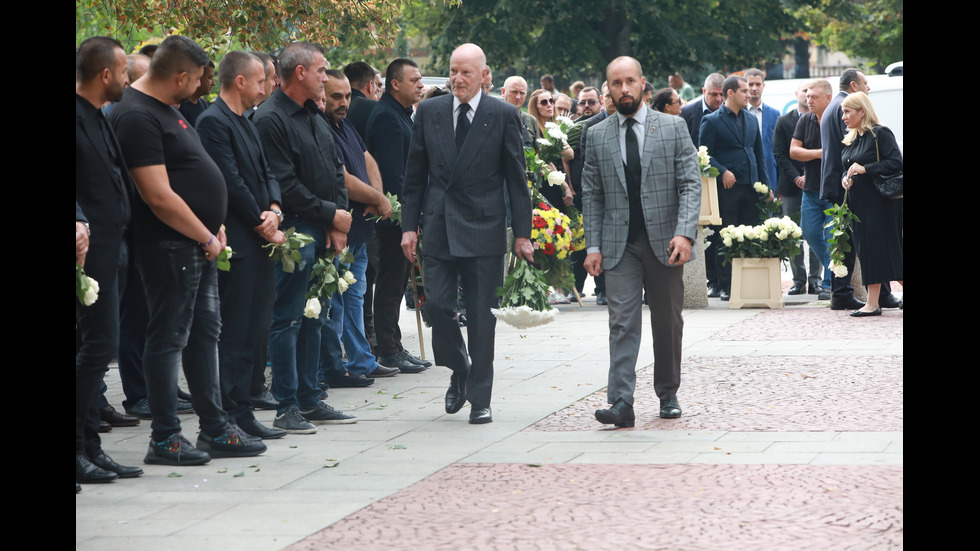 Близки и приятели се простиха с Камен Костадинов