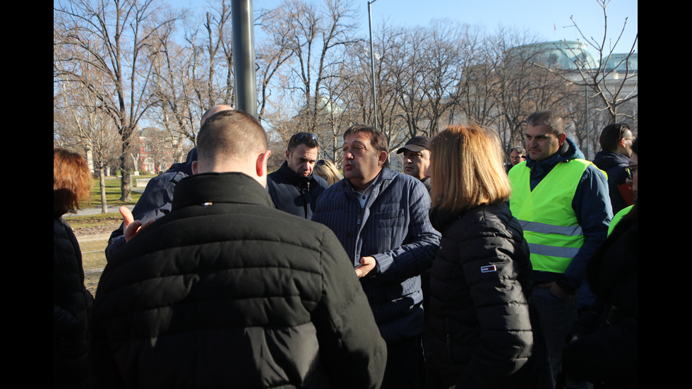 Регионалният министър инспектира ремонта на жълтите павета в София