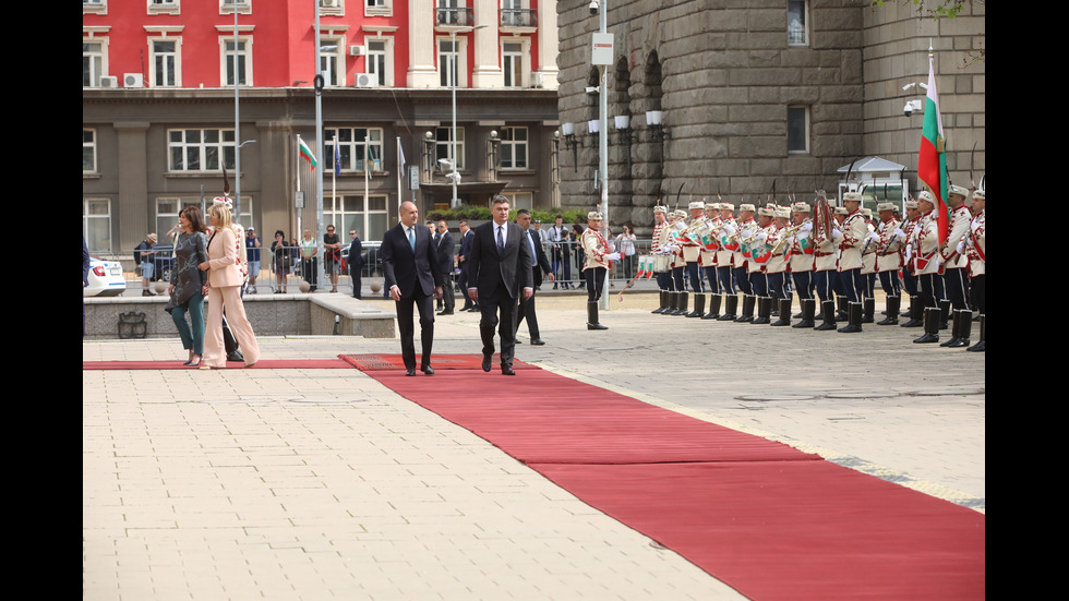 Президентът на Хърватия пристигна у нас по покана на Румен Радев