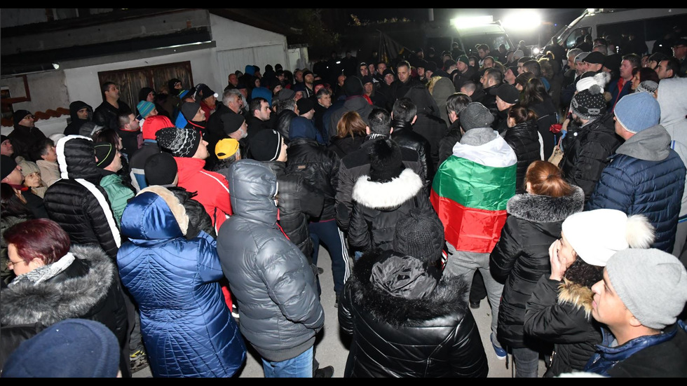 Жителите на Войводиново - на протест за трети път