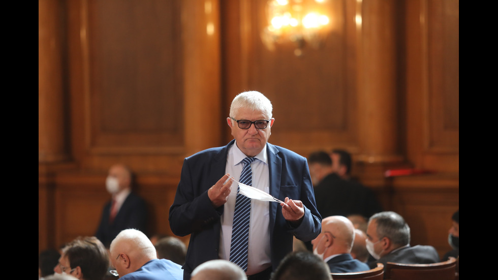 Антиправителствените протести минават в нова фаза