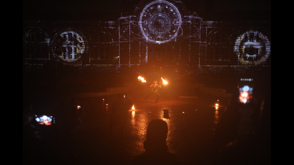 Започна фестивалът на светлината "Лунар"