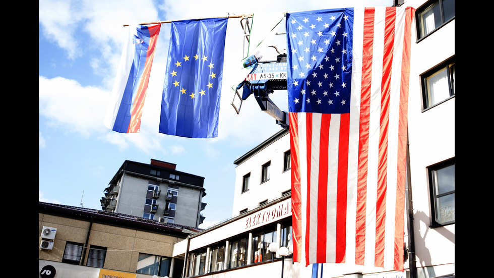 Радост в родния град на Мелания Тръмп