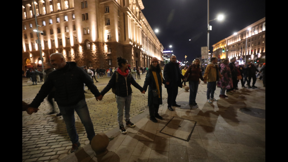 Протестиращи срещу Бюджет 2026 блокираха движението в "Триъгълника на властта"