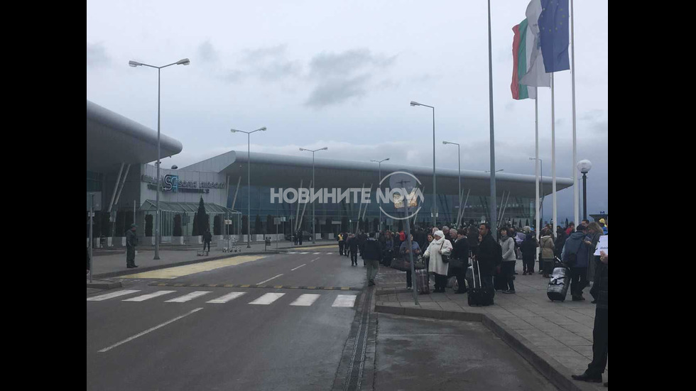 Евакуация на Терминал 2 на Летище София