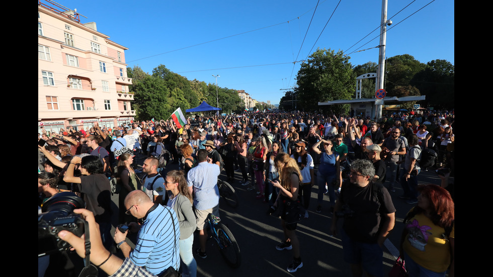 Митинг-концерт променя движението на градския транспорт в София