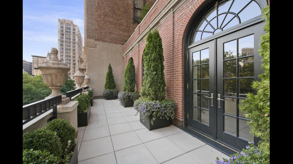 Джей Ло продава луксозния си апартамент в Ню Йорк