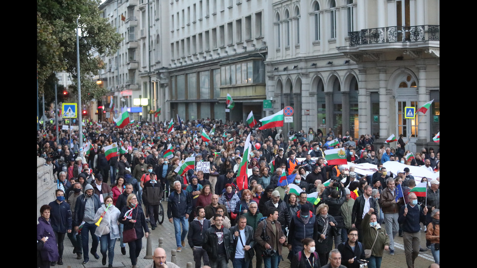 ДЕН 100: Засилено полицейско присъствие в София заради протеста