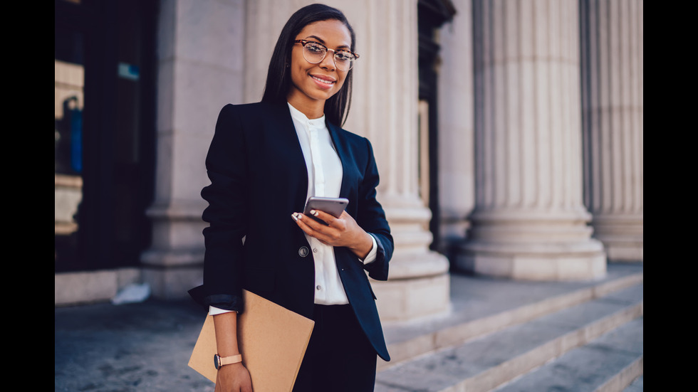 Как да се облечете, за да получите мечтаната работа