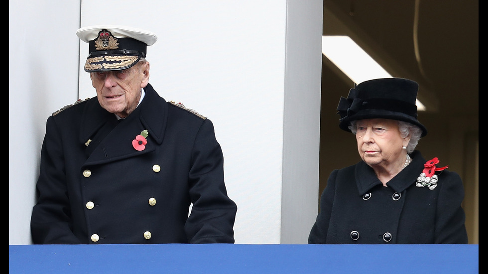 Кралица Елизабет и принц Филип празнуват годишнина от сватбата си