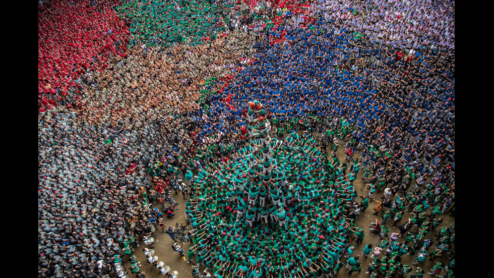 Кули от хора в Испания