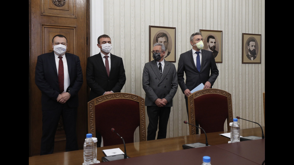 Започнаха консултациите при президента за нов кабинет