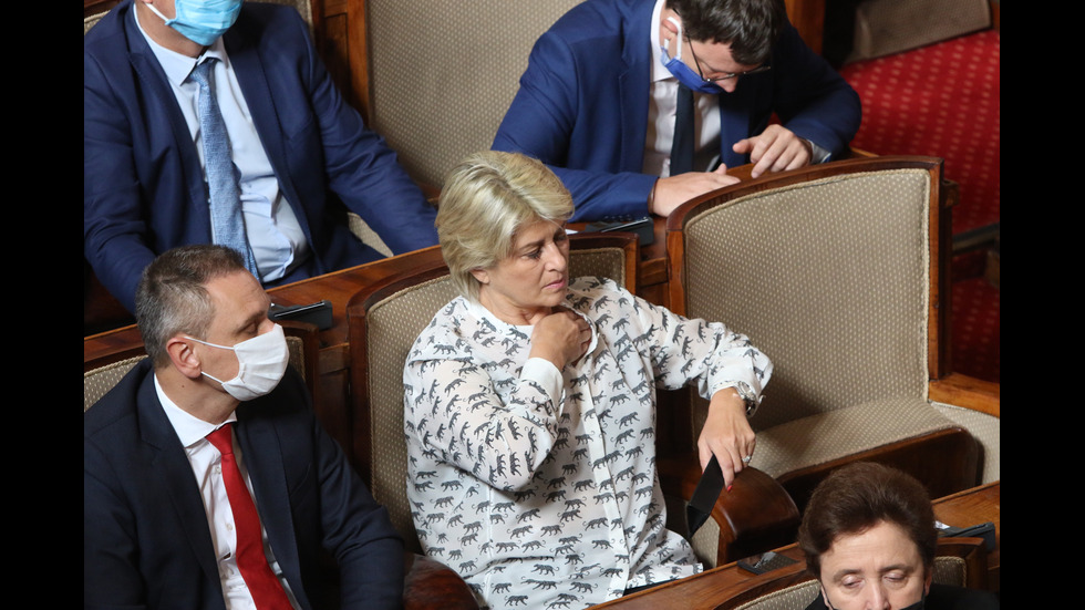 Антиправителствените протести минават в нова фаза