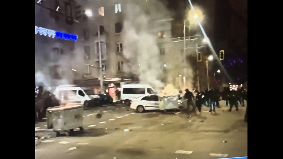 Погром след протеста в центъра на София