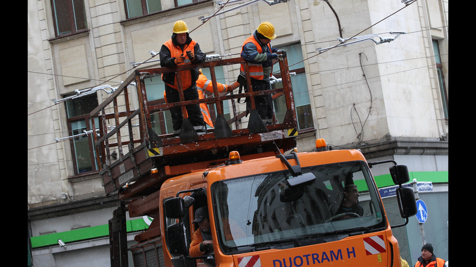 Пускат тестово трамваите по ул. "Граф Игнатиев" в София
