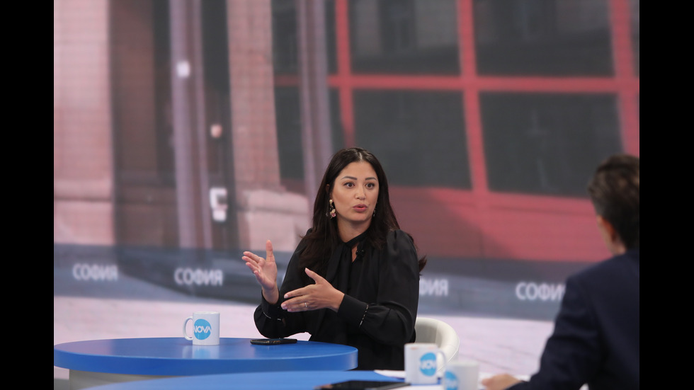 ЗАД КАДЪР: Изборното студио на NOVA