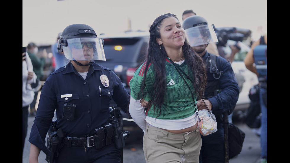 Сблъсъци между Гвардията и протестиращи в Лос Анджелис