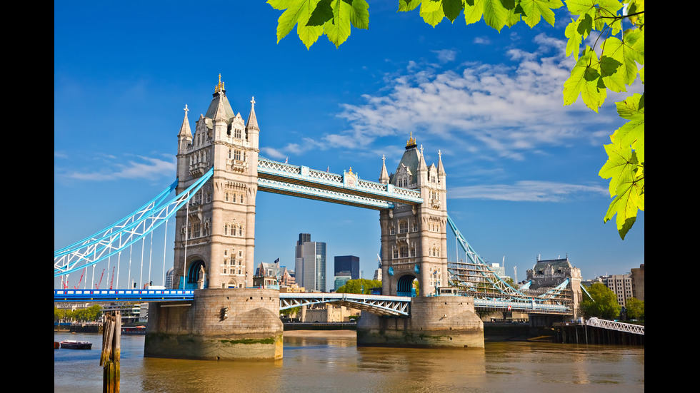 Затварят за ремонт символа на Лондон - Тауър бридж