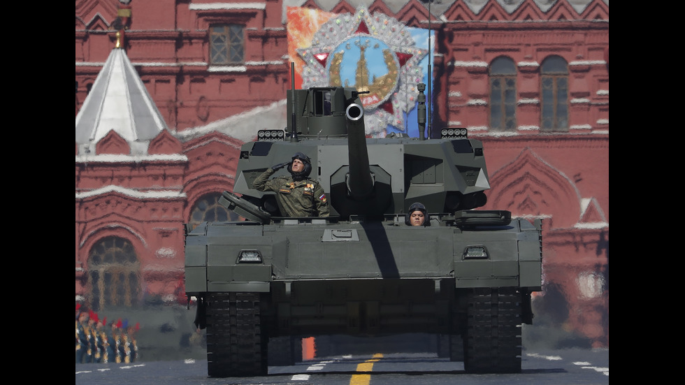 Показаха нови оръжия на парада в Москва