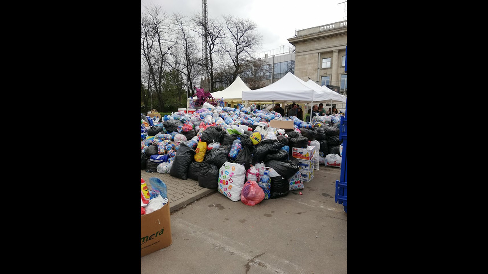 Събират милиони капачки за бъдещето на недоносените деца