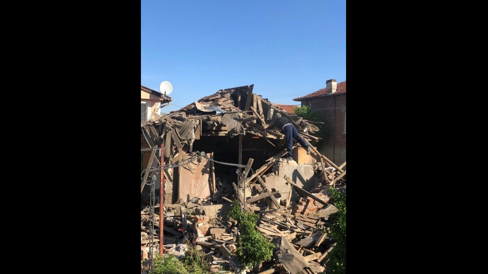 Бойлер се взриви и разруши къща в Пловдивско