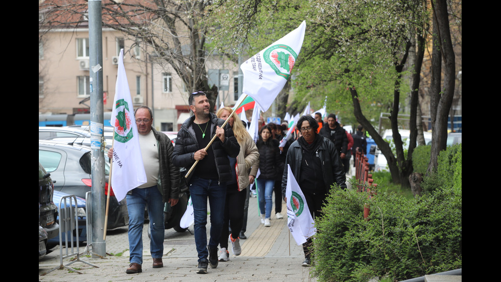 Лозари излязоха на протест