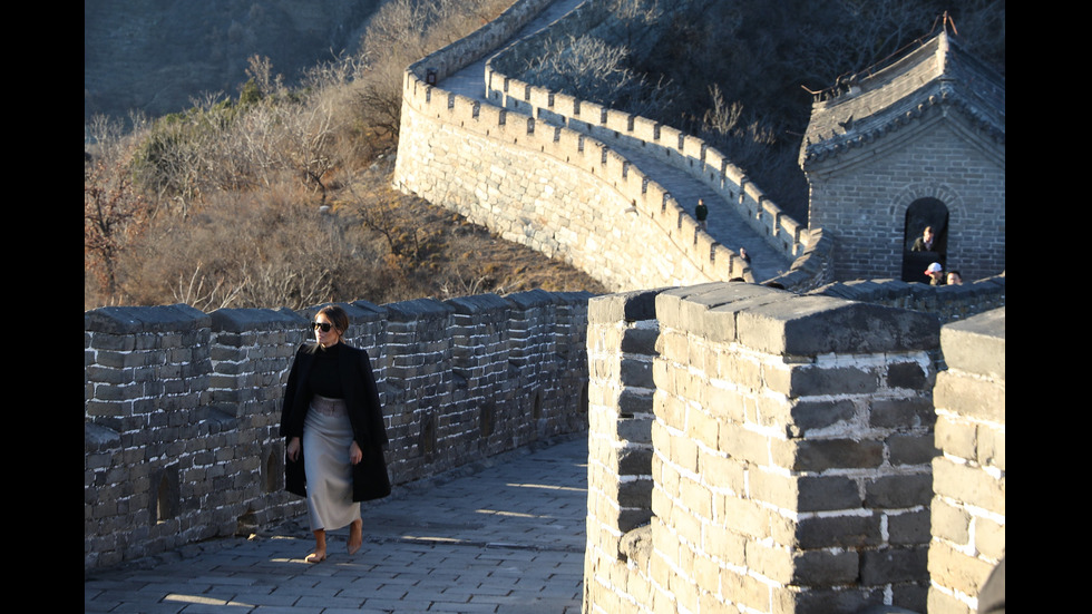 Мелания в зоопарк в Пекин и край Великата китайска стена