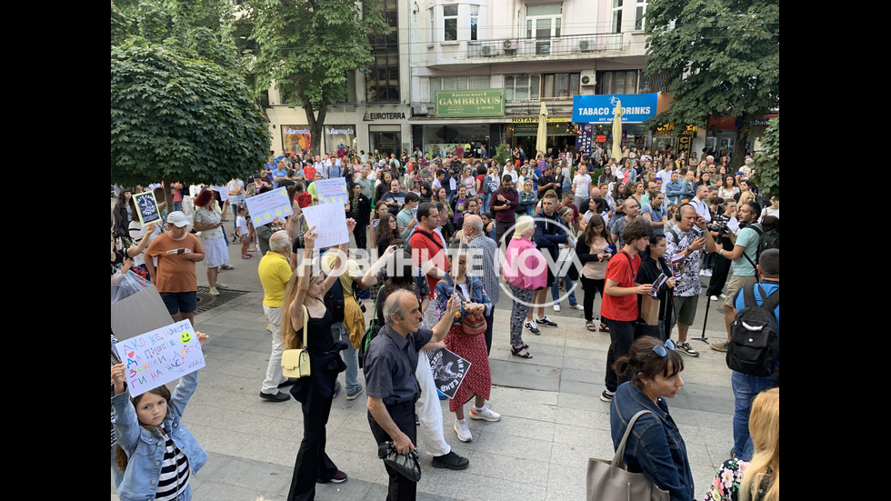 Протест в София в подкрепа на Дебора