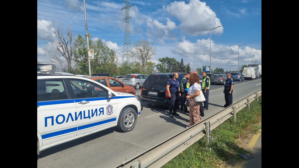 Полицаи хванаха мигранти край езерото Вая