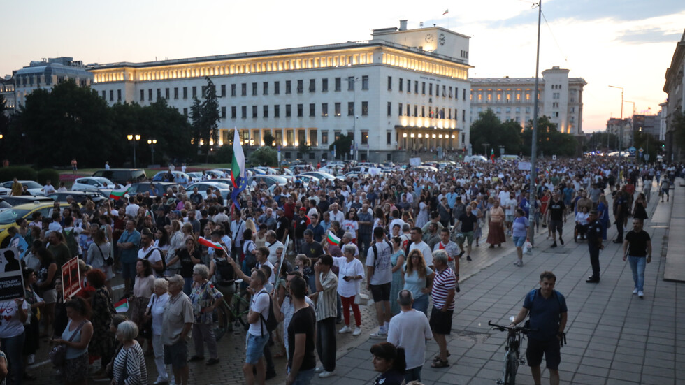 Протести в подкрепа на кмета Благомир Коцев в София и Варна