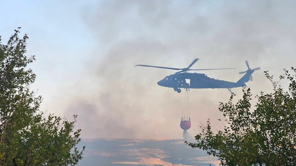 Пожарът край Сунгурларе отново се разпалва, евакуираха жителите на село Скала