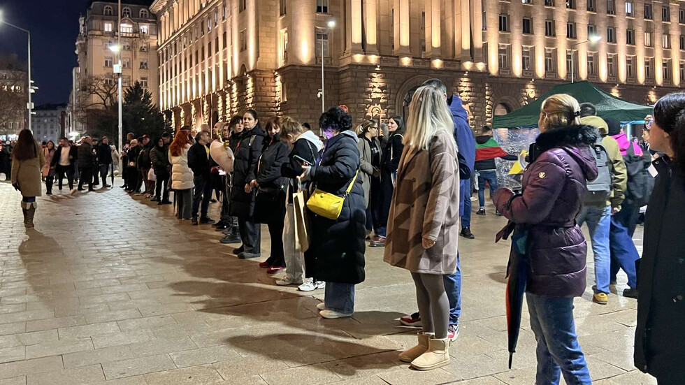 Протестиращи срещу Бюджет 2026 блокираха движението в "Триъгълника на властта"