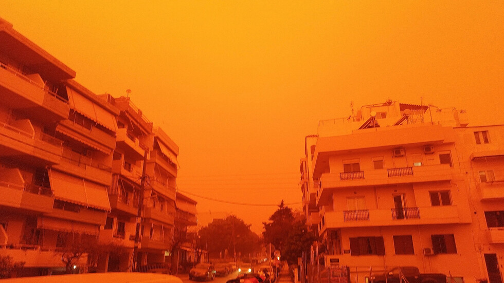 Рекордно количество прах от Сахара и кални дъждове парализираха остров Крит