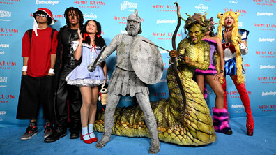 Как звездите отбелязаха Хелоуин