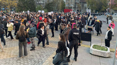 „Справедливост за Мая”: Стотици столичани излязоха на протест