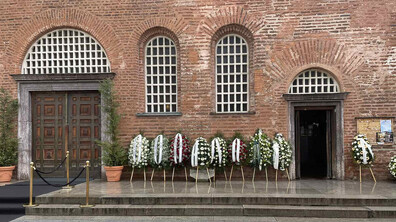 България се сбогува с легендарния Борислав Михайлов