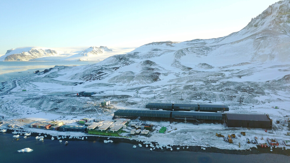 Бразилия построи база на Антарктида за 100 милиона долара