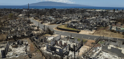 Унищожени домове след опустошителния горски пожар в Лахайна, Хавай