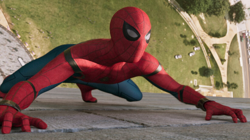 Спайдърмен: Завръщане у дома