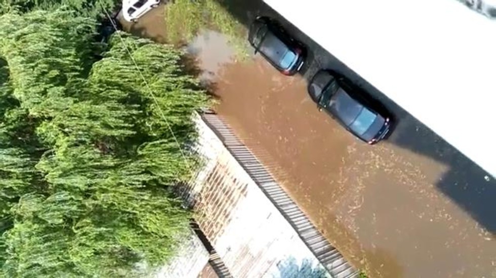 Наводнение на пловдивските улици след градушката