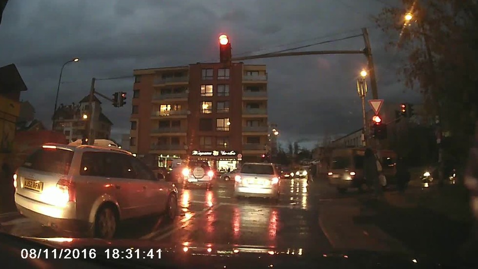 Преминаване на червен светофар