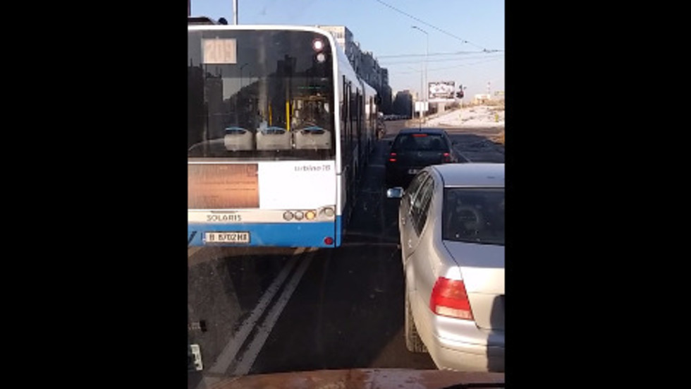 Нагъл шофьор на градски автобус във Варна