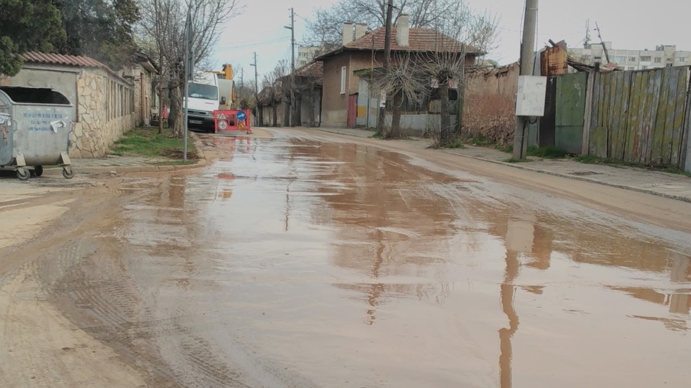 Като патета в калчища