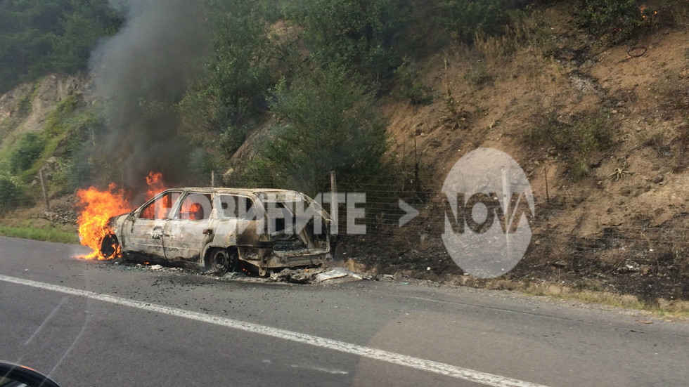 Тапа на магистрала "Тракия" заради горяща кола